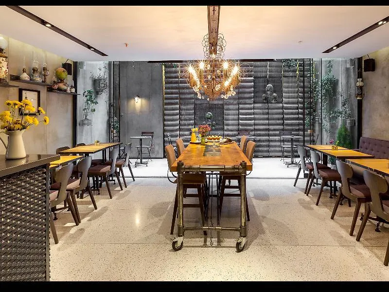 Lampa Design Hotel-Special Category Istanbul 4*,