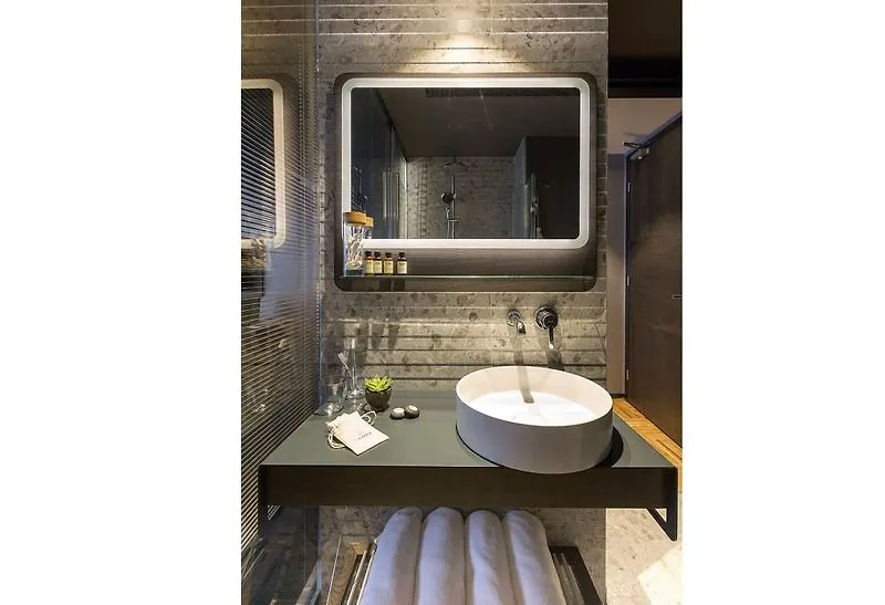 Lampa Design Hotel-Special Category Стамбул 4*,